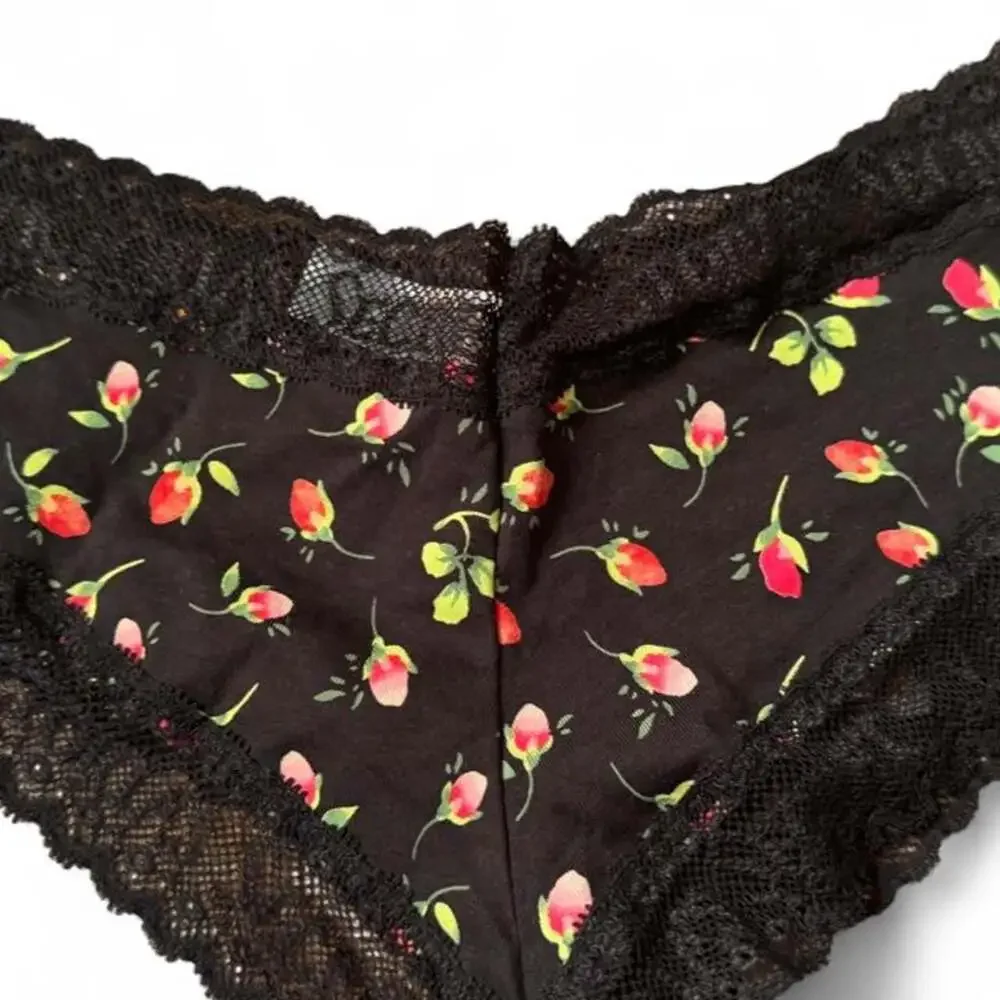 Victoria's Secret Lace Floral Thong Size M Black Red Roses